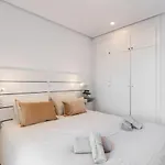 In Sunset Golf With Pool & Parking - Near The Apartmán *