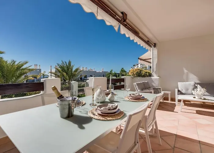 Apartamento In Sunset Golf With Pool & Parking - Near The *